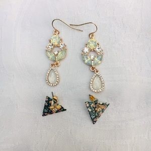 Pastel diamond earrings, triangle floral design
